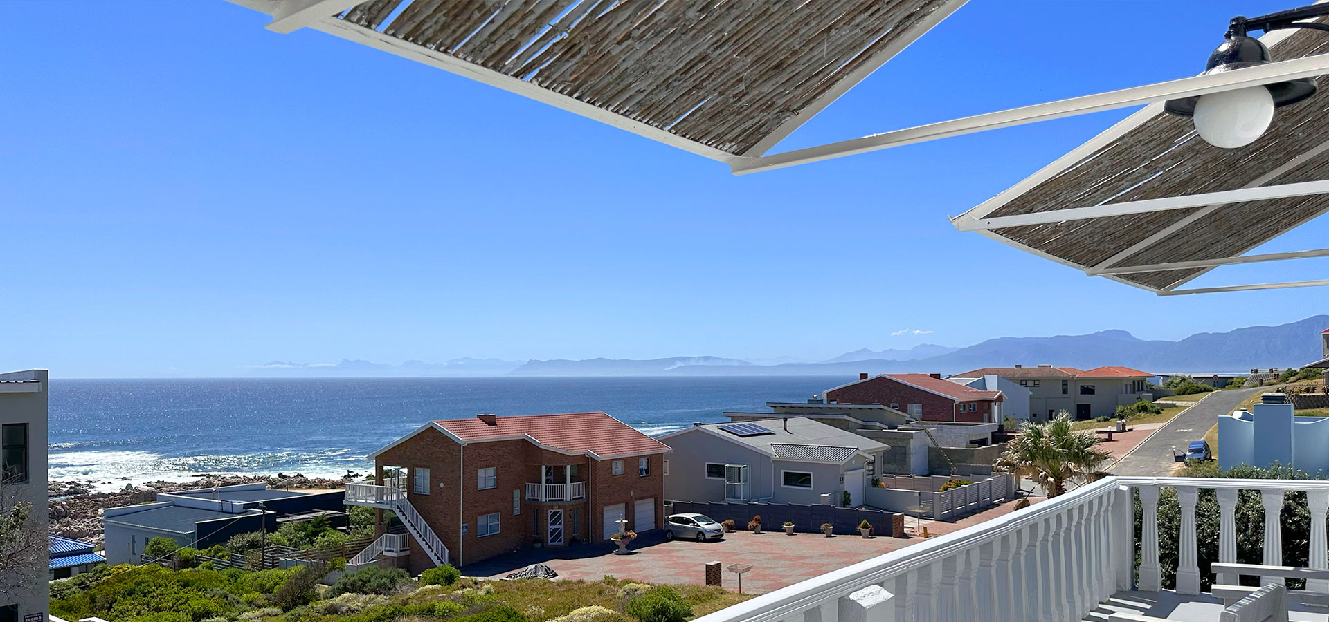 Gansbaai B&B, Walker Bay accommodation, best guesthouse in Gansbaai, whale watching in Gansbaai